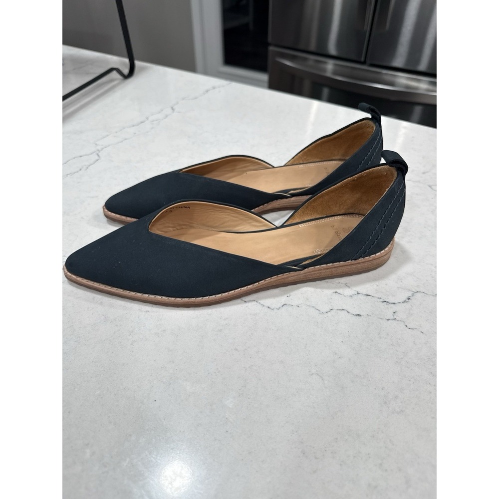 Bill Blass Navy Blue Sybil Point Toe Flats Women 7.5 M  Slip On Suede
